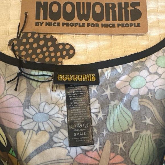 Rayon Naomi Cosmic Floral Dress - Picture 2 of 6